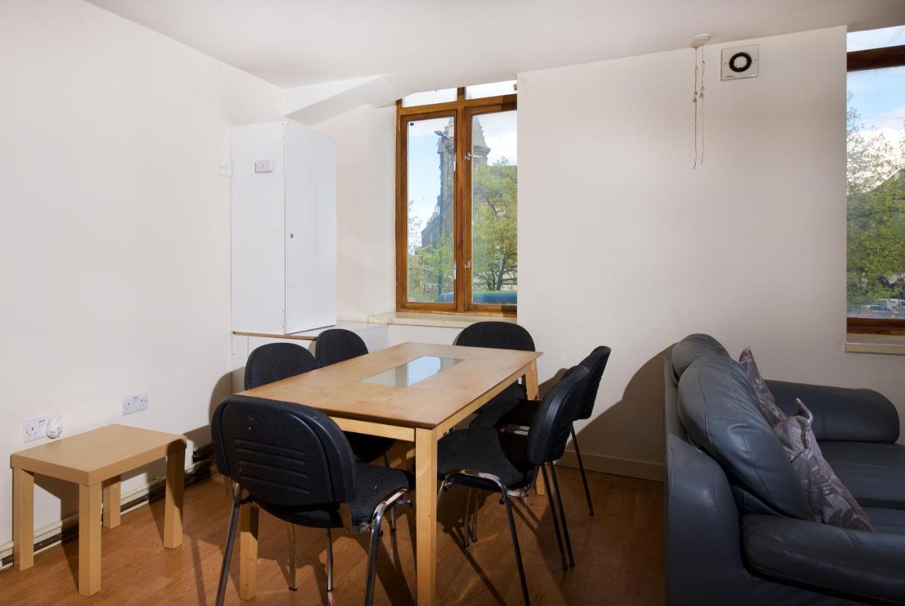 Liverpool City Centre Private Rooms Including Smart Tvs - With Shared Bathroom Экстерьер фото